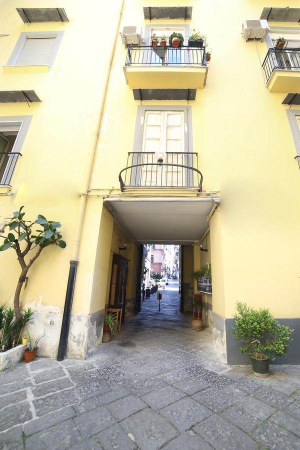 Casa Historical Center Bed & Breakfast เนเปิลส์ ภายนอก รูปภาพ